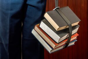 Read more about the article Institutes for Diploma in Pharmacy in Thane West